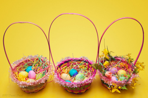 DSC_1148A-Easter-Eggs-Across-Three-Baskets-(1500)