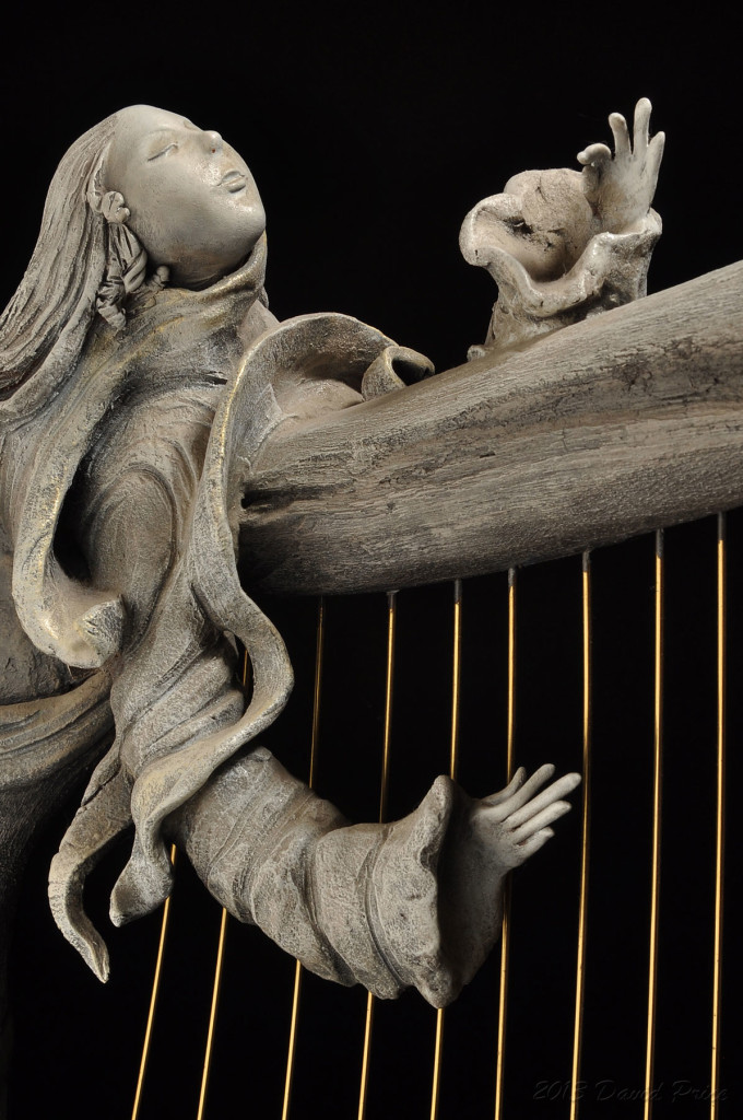 Driftwood-Harpist-Detail