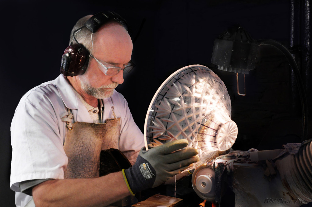 Master-Cutter-At-Waterford-Crystal