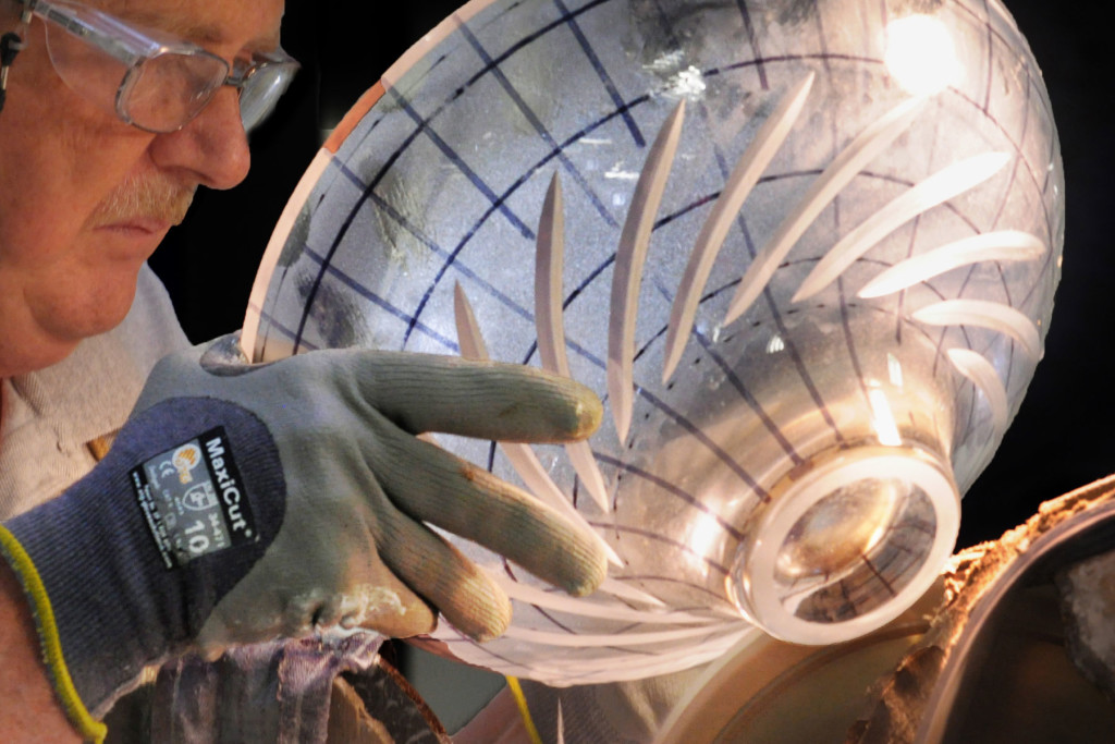 Master-Cutter's-Hands-At-Waterford-Crystal